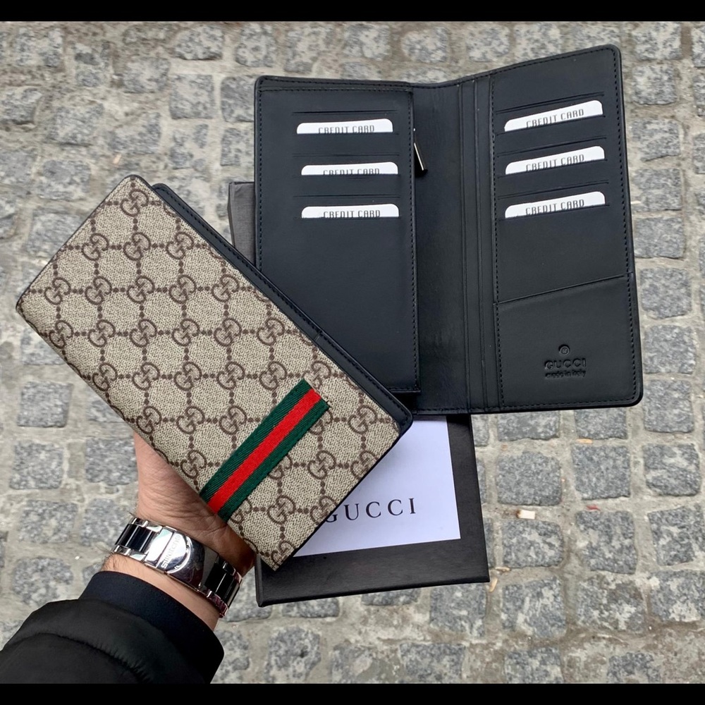 GUCCI Men’s Wallet - Picture 2 of 2